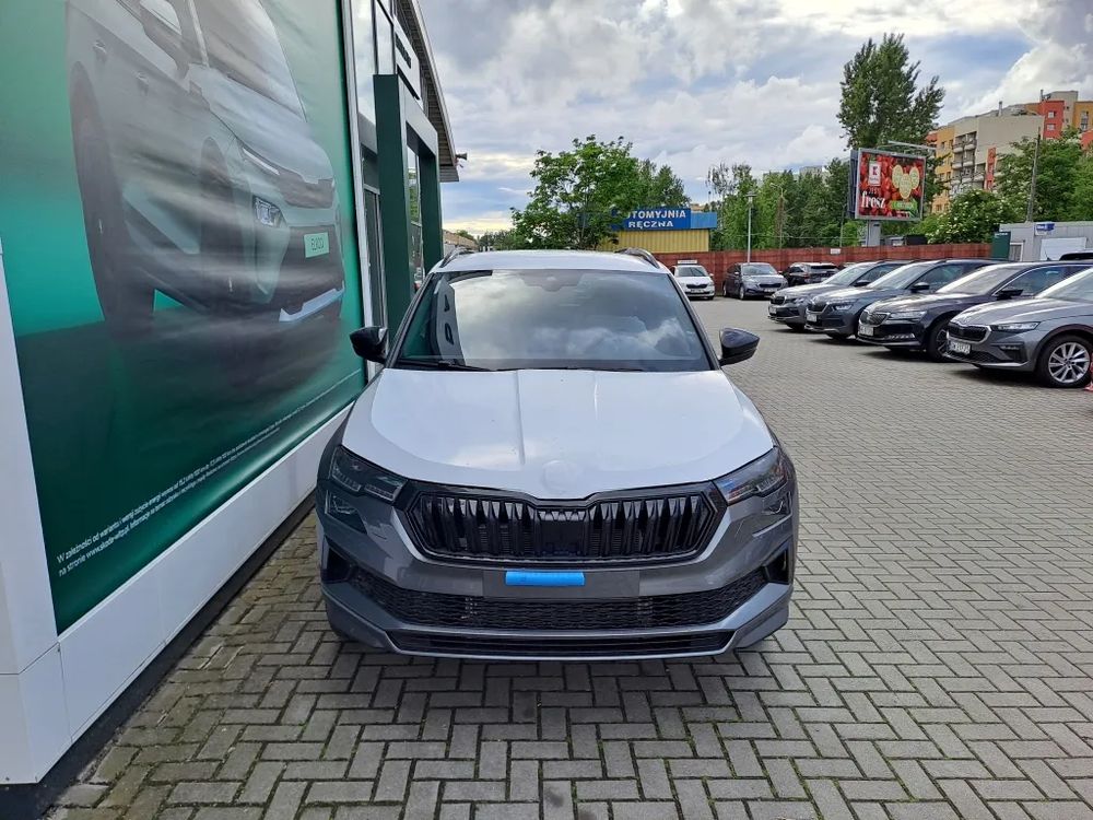 SKODA KAROQ 1.5 TSI 150KM DSG SPORTLINE, fabryczny hak, dostępny od ręki