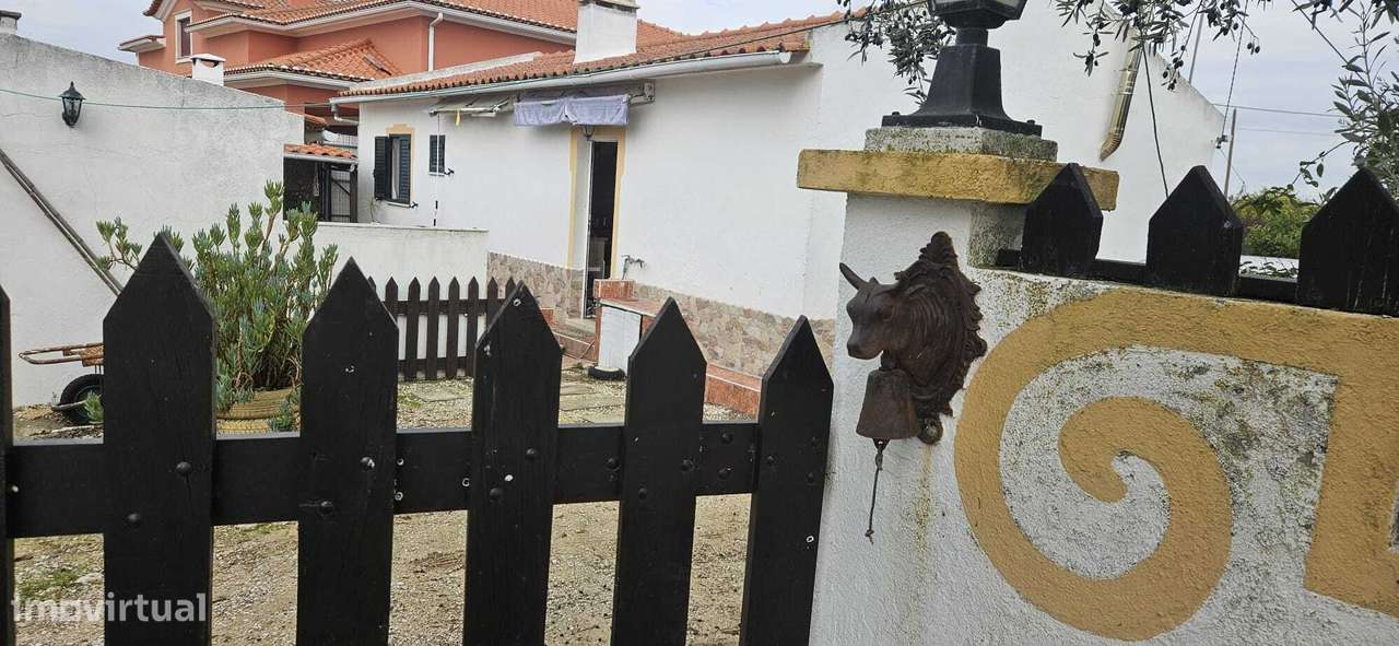 Moradia Térrea / Quintinha em Foros de Salvaterra-51