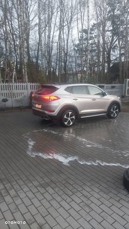 Hyundai Tucson 1.6 T-GDI Premium 4WD DCT - 24