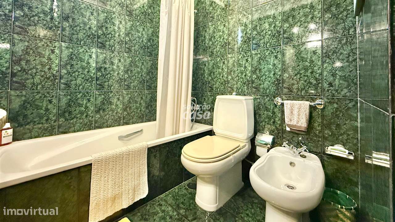 Apartamento T2+1 com Garagem, no Jardim Soares dos Reis!-17