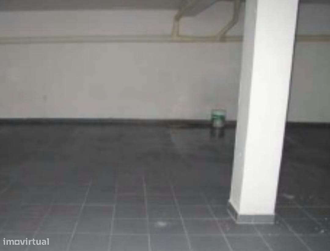 Oportunidade loja 229 m2  Baixa da Banheira a 30 minutos Lisboa - Grande imagem: 4/7