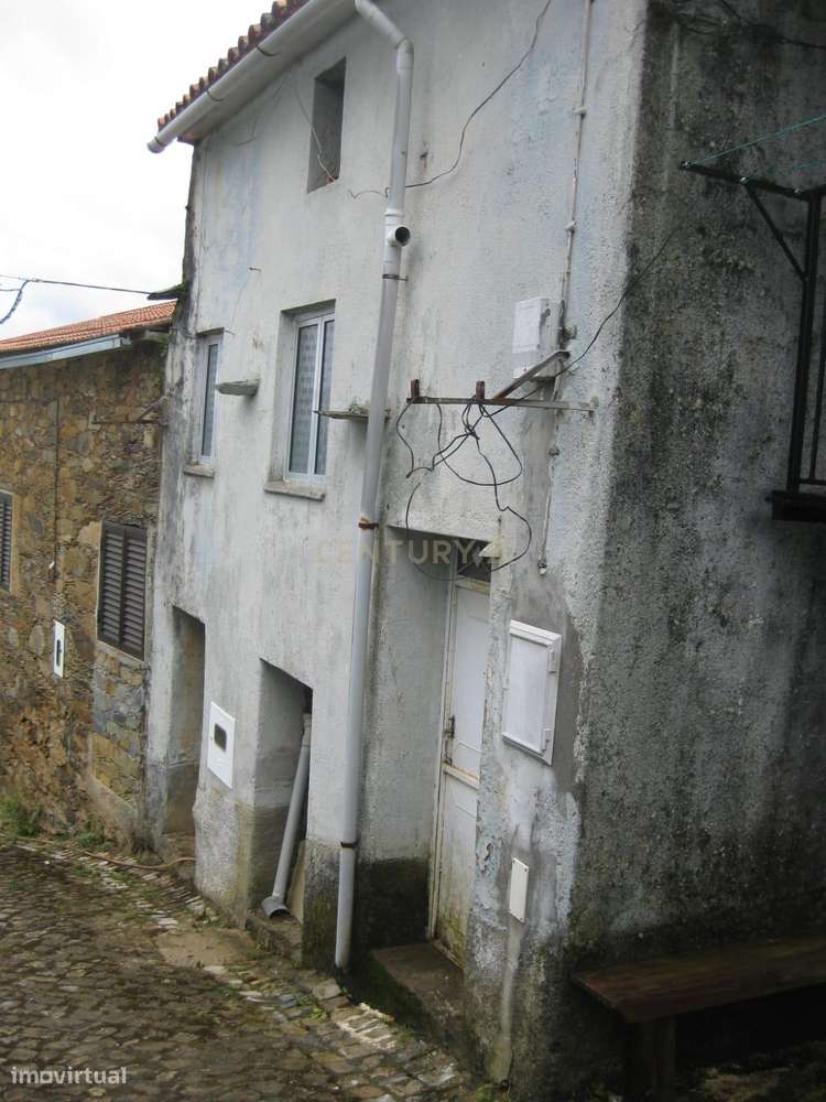 Oportunidade única em Vale Serrão-7