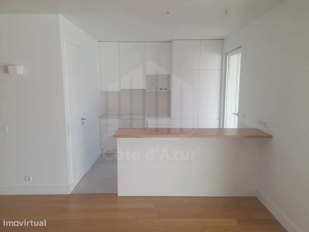 Moradia Nova T3 Sesimbra (castelo)-6