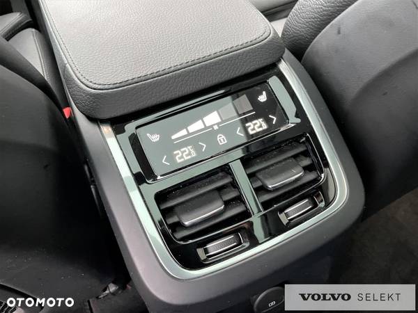 Volvo XC 90 - 32