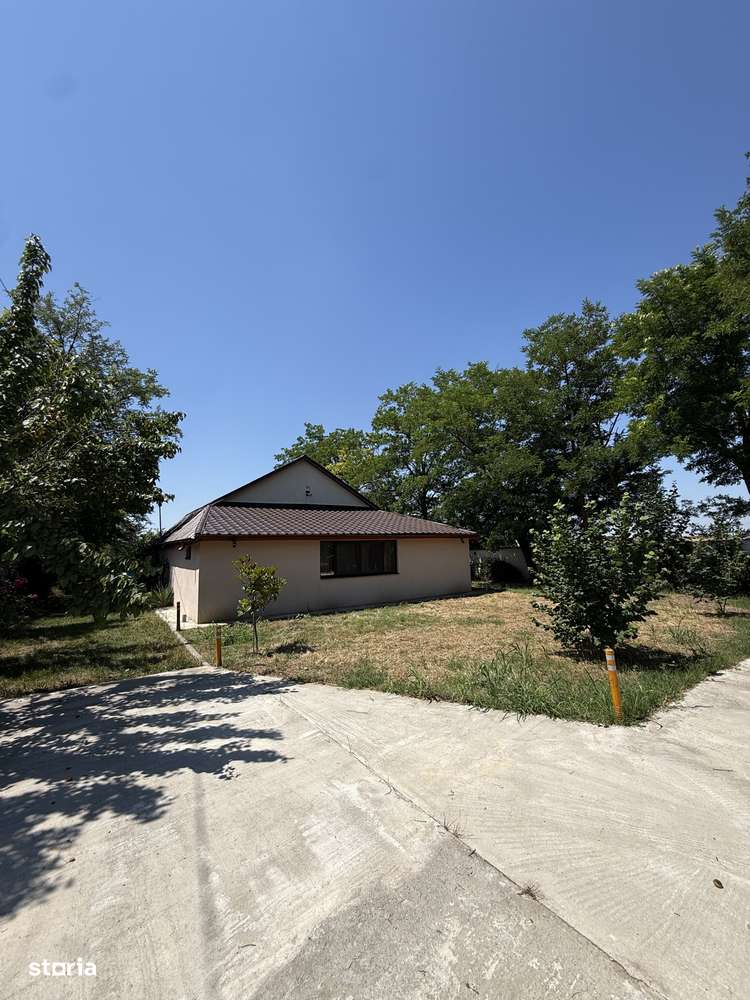 Casa superba de vacanta! 2000mp curte+piscina incalzita! Livada!-1