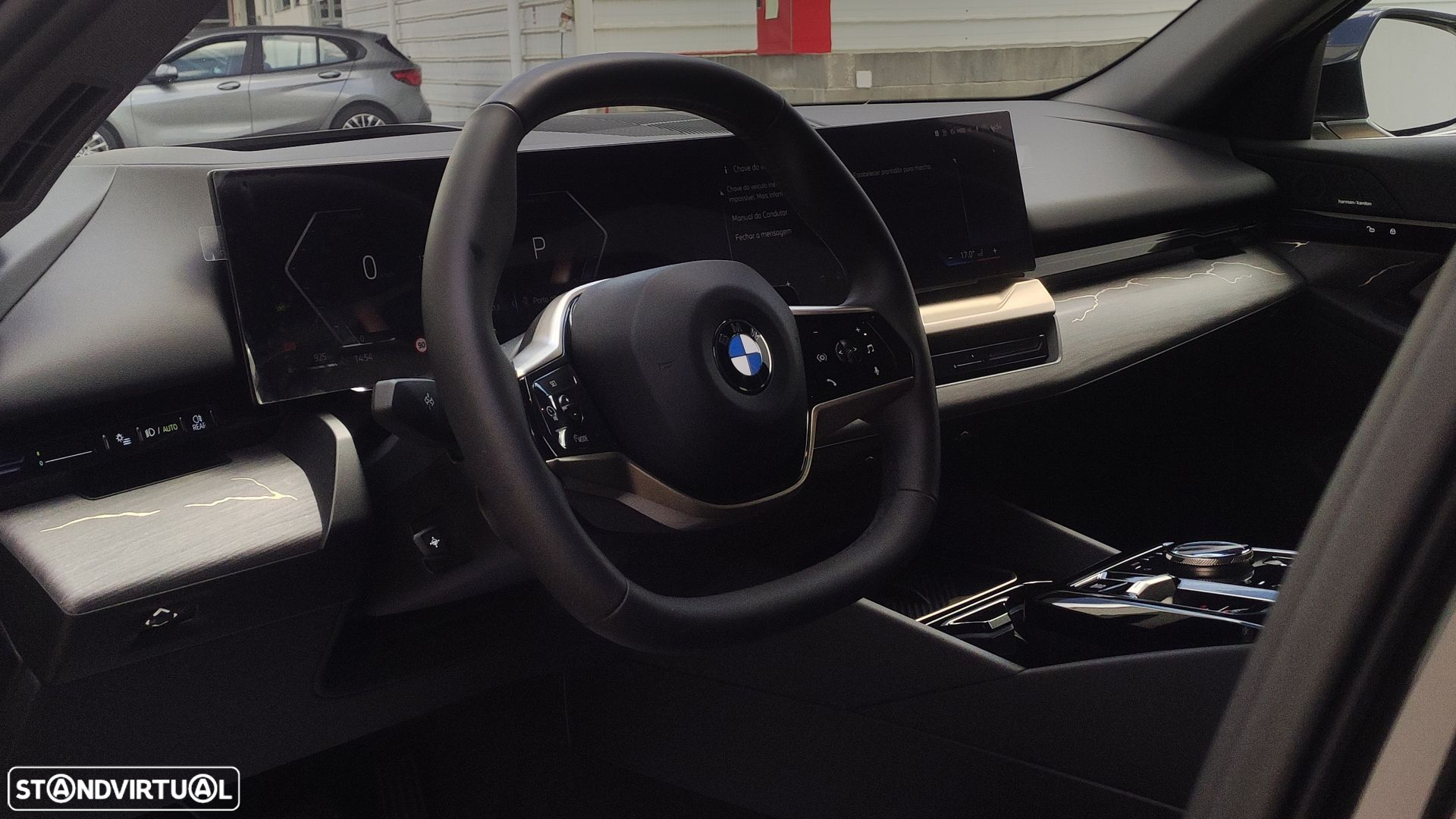 BMW i5 eDrive40 - 14