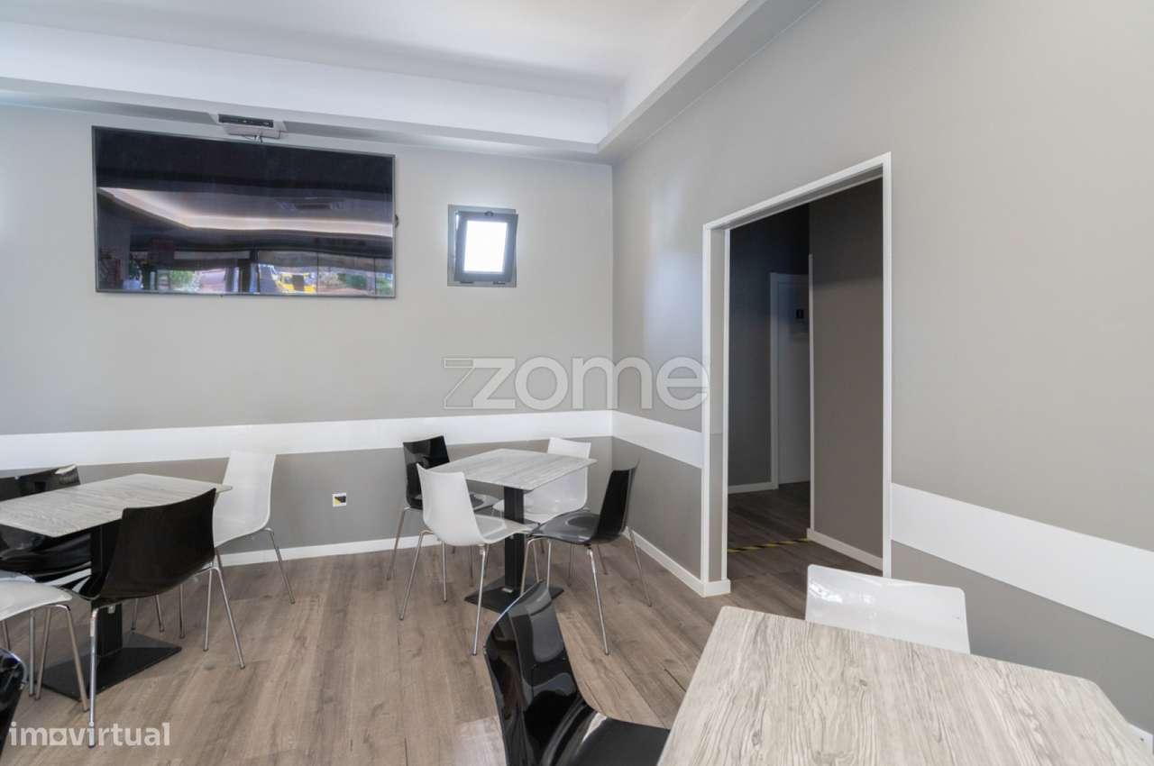 Espaço Comercial , Restauração com Esplanada Caniço Santa Cruz - Grande imagem: 5/15