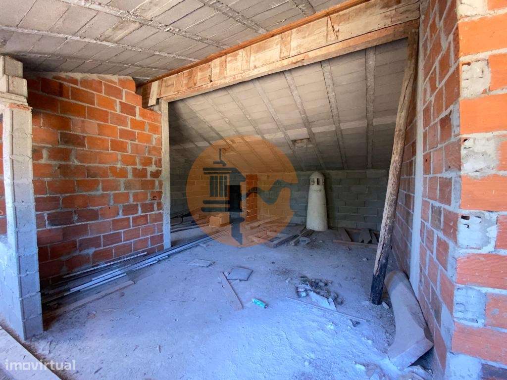 Magnifica Moradia com terreno de grande dimensão !!!-48