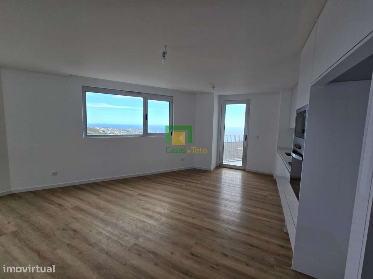 Apartamento T2 - Câmara de Lobos - Grande imagem: 4/14