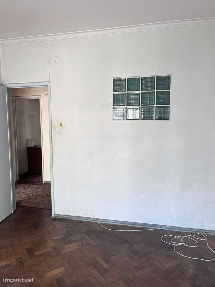 Apartamento t1 à venda na Avenida Patrão Joaquim Lopes-8
