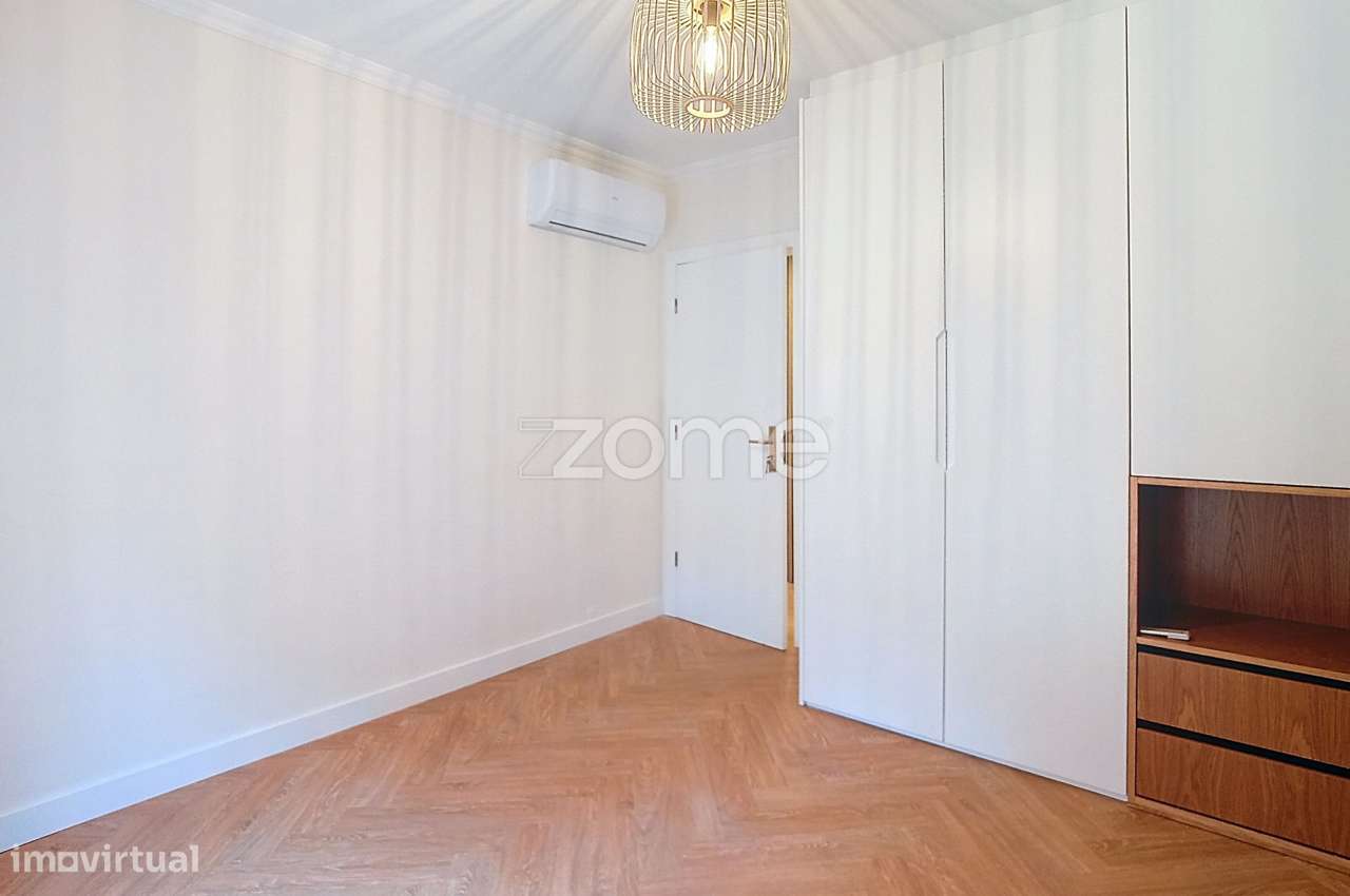 Apartamento T2 Premium com Terraço no Vale das Flores-26