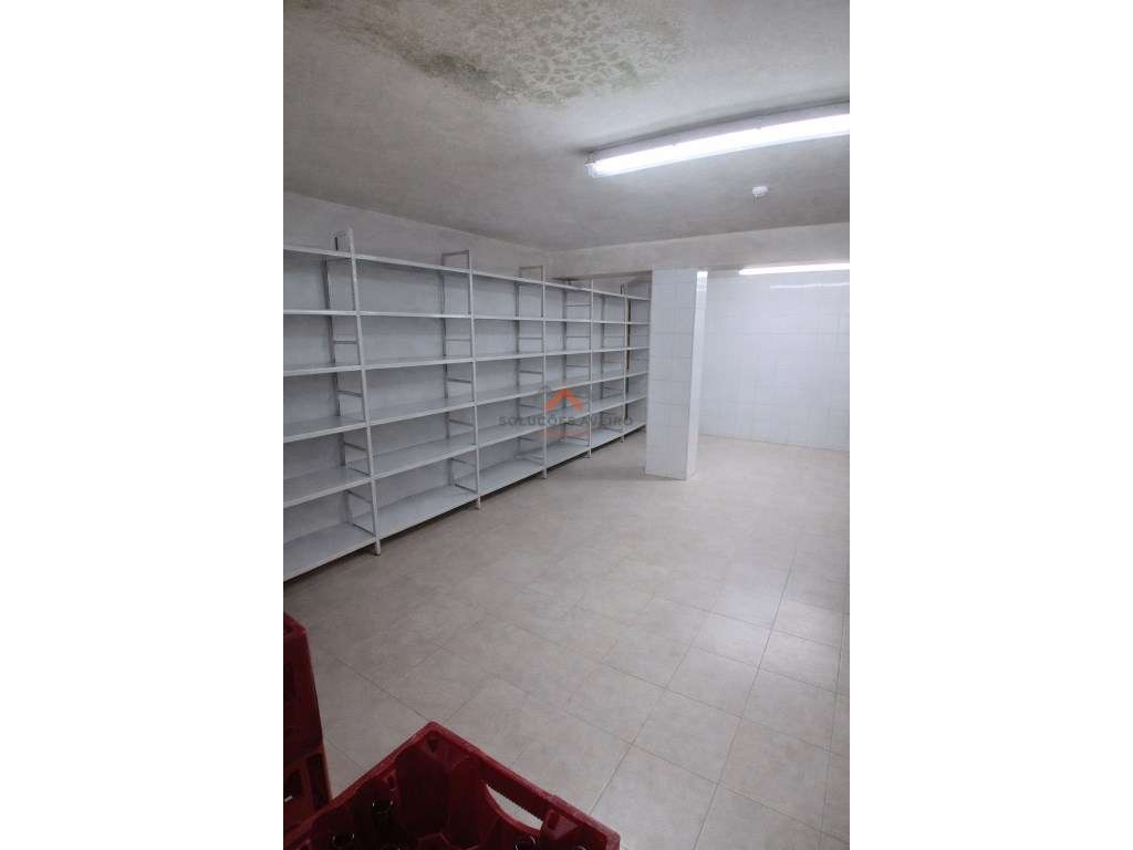 Trespasse de Pastelaria de Referência em Albergaria-a-Velha - Grande imagem: 3/8