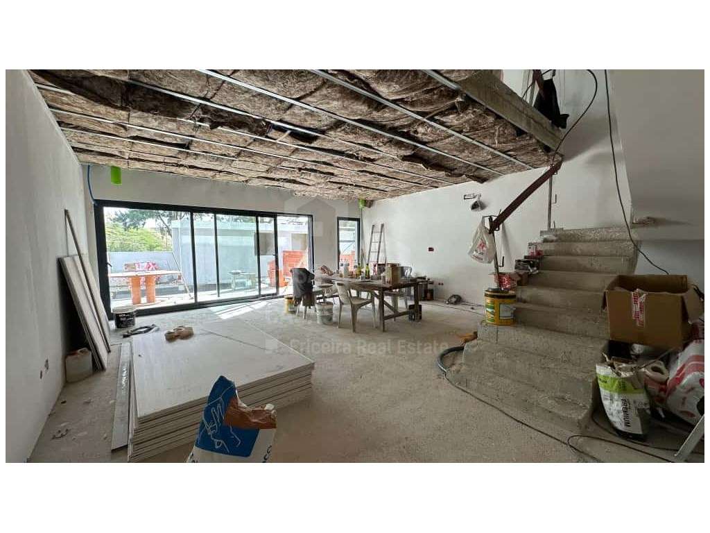 Vende Moradia T4 - Ericeira 2Km, A Casa das Casas-12