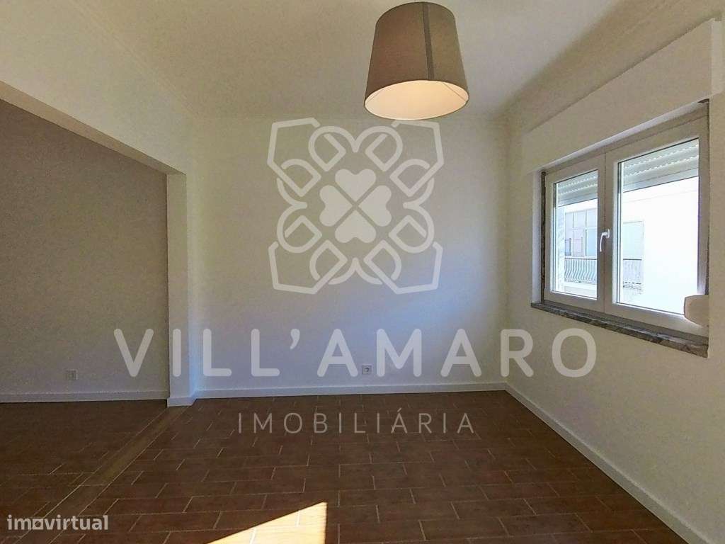 Apartamento T1, Remodelado, centro Venda do Pinheiro-0