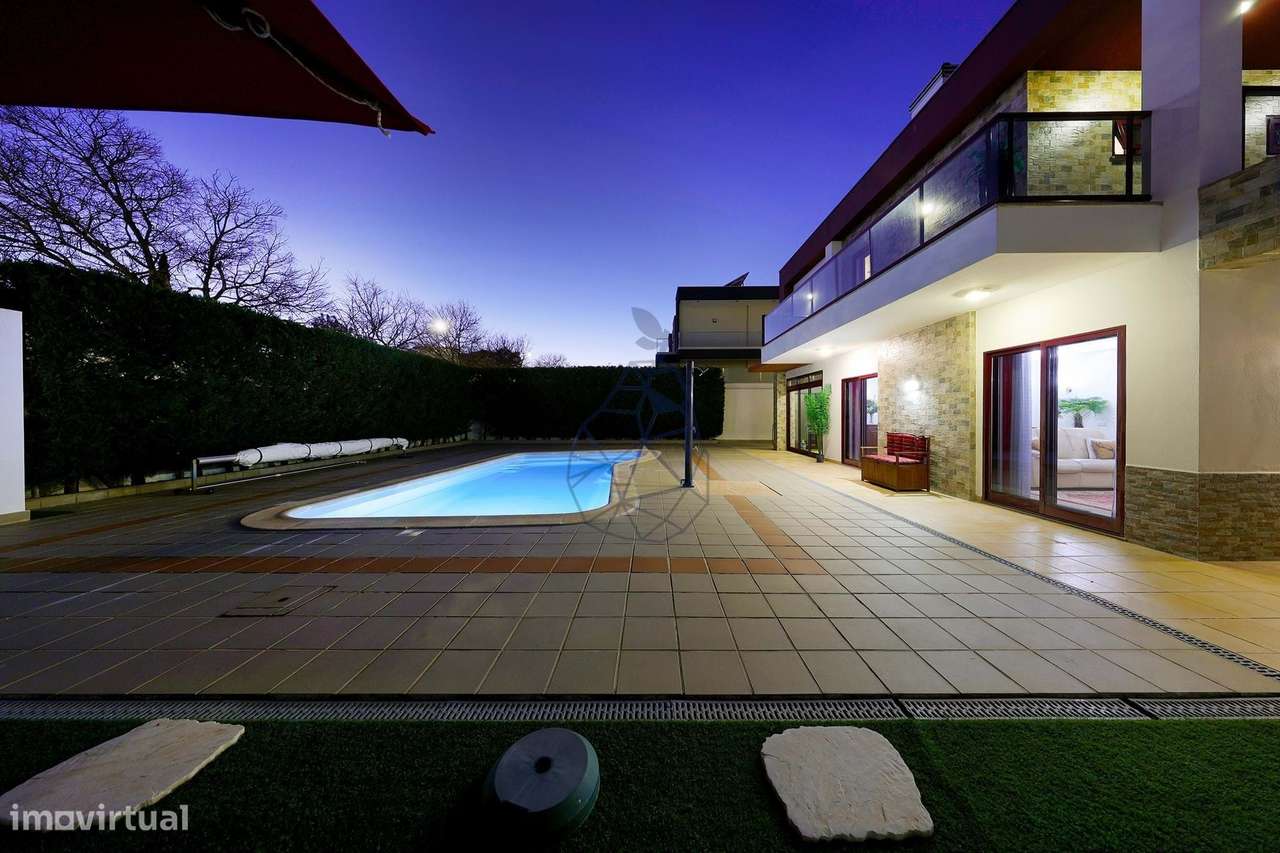 Moradia T4 com piscina à venda em Portimão - Grande imagem: 4/60