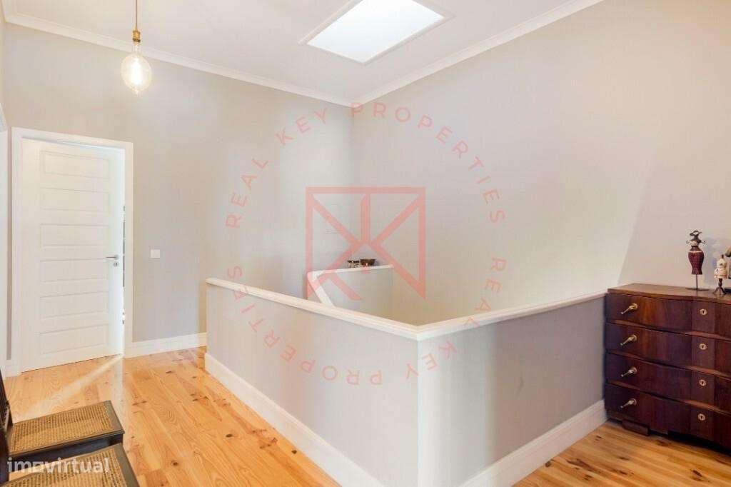 Moradia T4 situada na Boavista-15