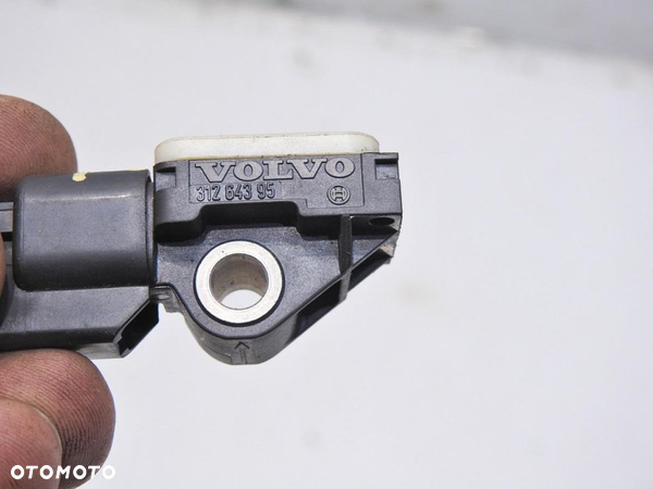 SENSOR UDERZENIOWY VOLVO V70 III 31264395 - 4