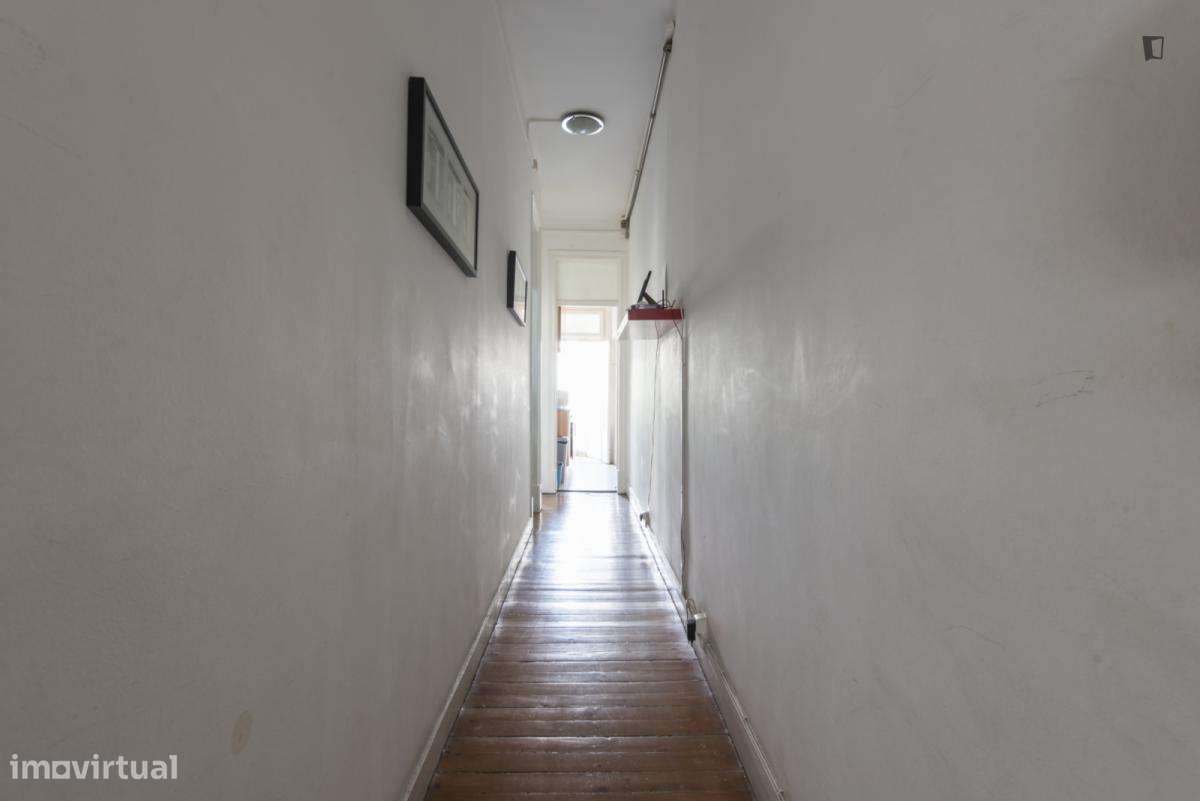 Quarto - localizado em Arroios Lisbon - Grande imagem: 1/7