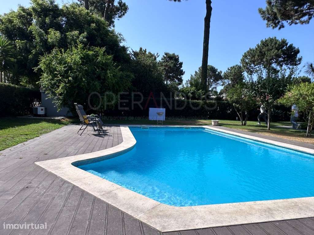 Moradia Isolada T4 Venda Almada-10