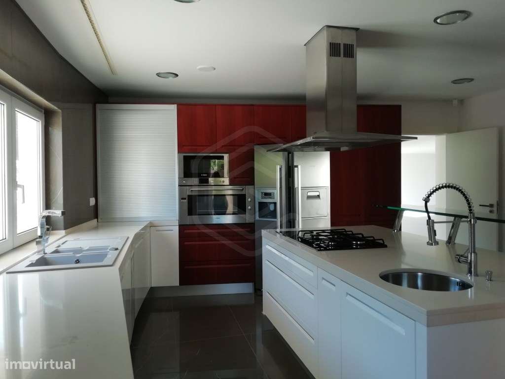 MORADIA T 4 BELAS CLUBE DE CAMPO, SINTRA, LISBOA - Grande imagem: 4/32