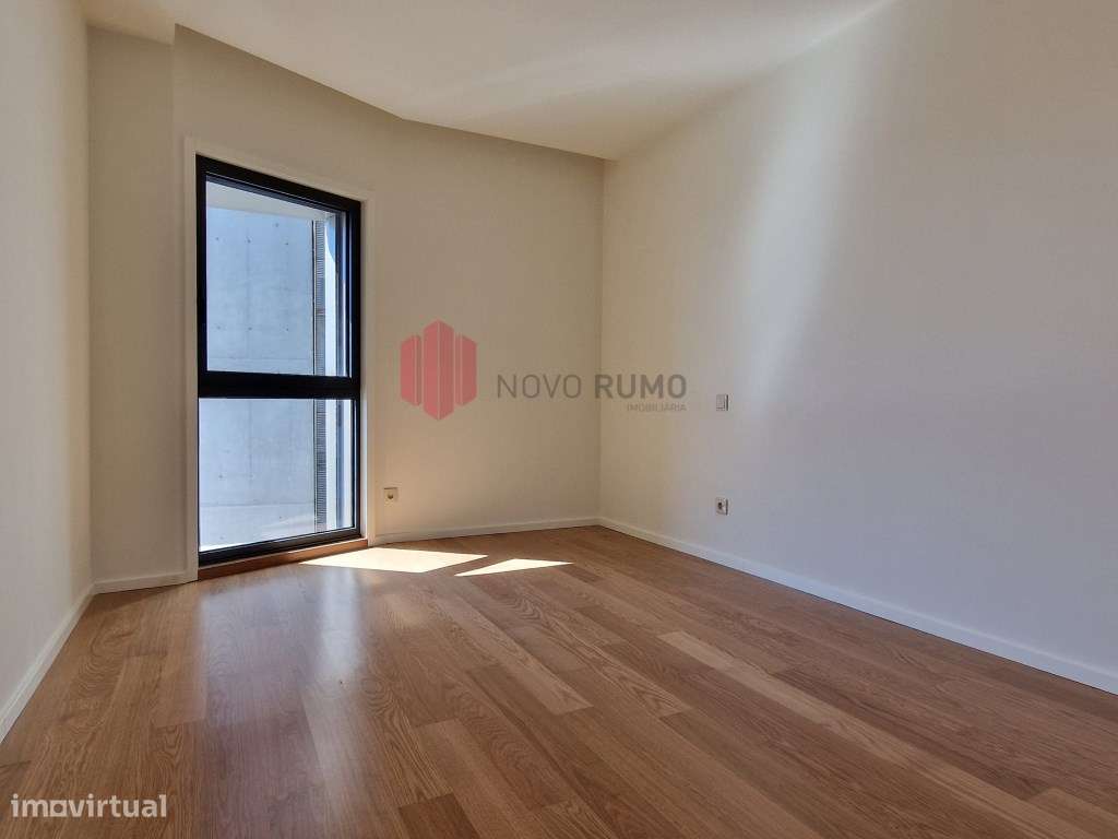 Apartamento T3 novo com terraço no centro da Maia pronto a habitar.-14
