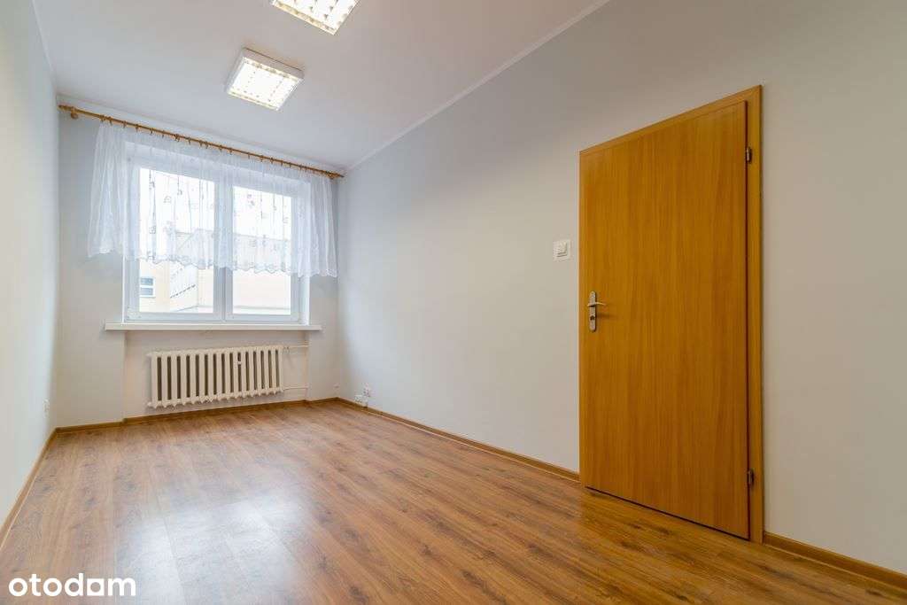 Biuro, gabinet - 2 sale ze wspólnym wejściem lub 1 duże pomieszczenie - Pełny obrazek: 4/10