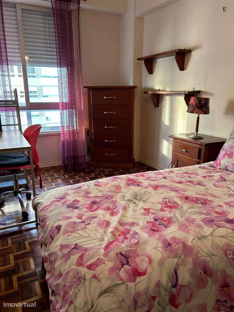 Quarto - localizado em Parque das Nações Lisbon - Grande imagem: 5/6