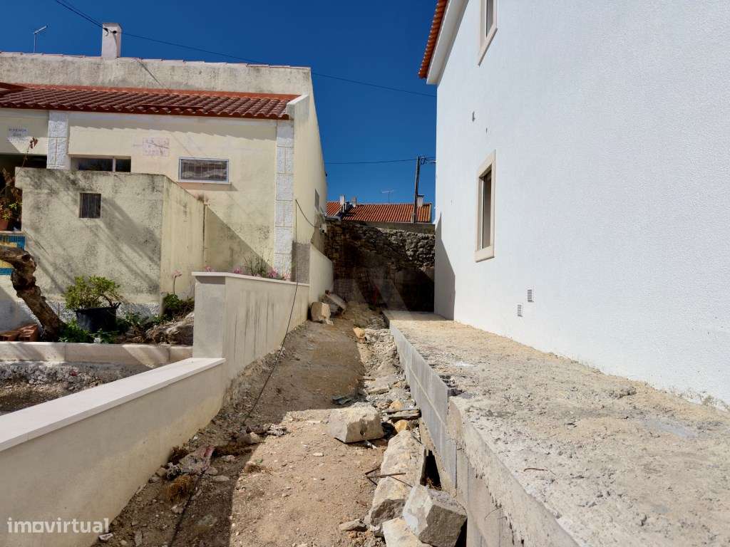 Apartamento T3 novo em Alcoitão com terraço, jacuzzi e garagem-28