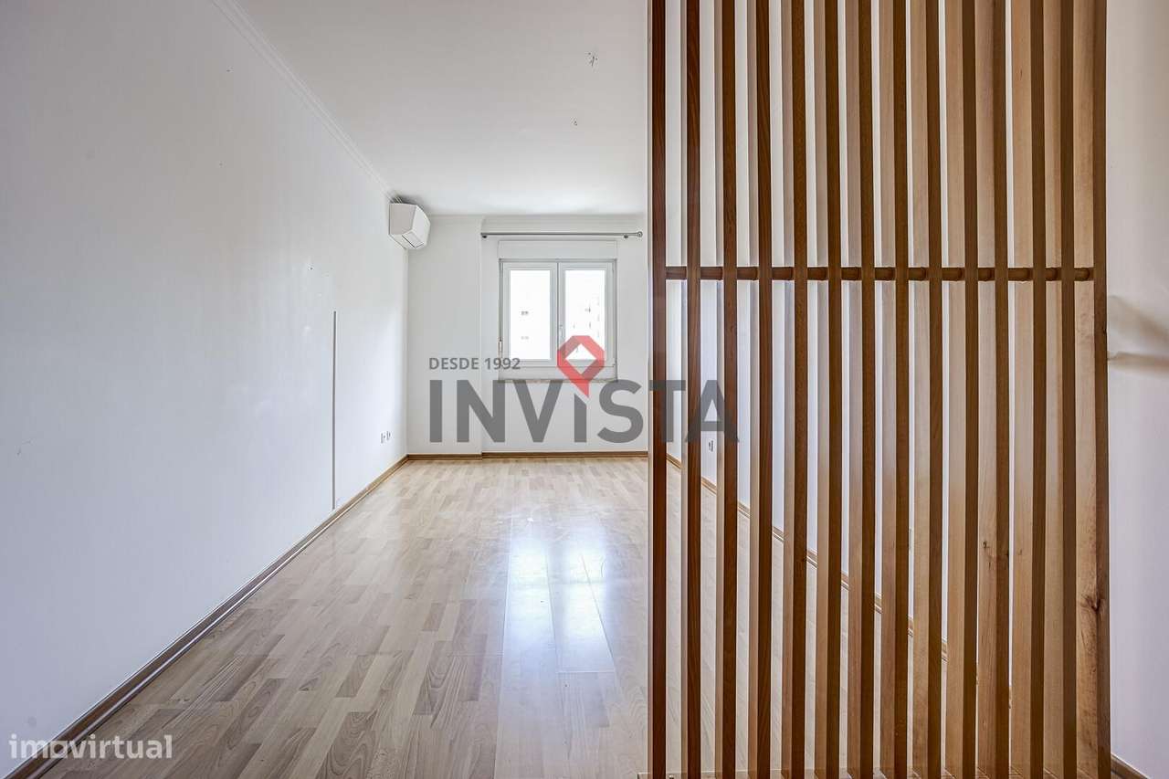 Apartamento T3 com parqueamento-12