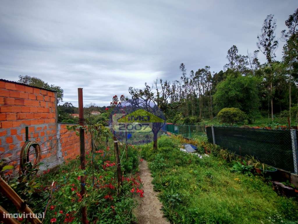 Moradia com 3 frações independentes-41