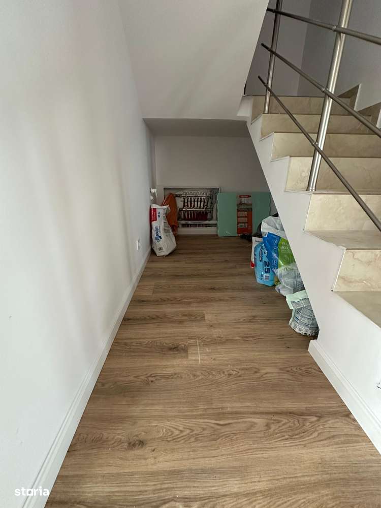 Casa de Vanzare, Strada Oituz , Comuna Berceni, Judetul Ilfov - Imagine principală: 4/18