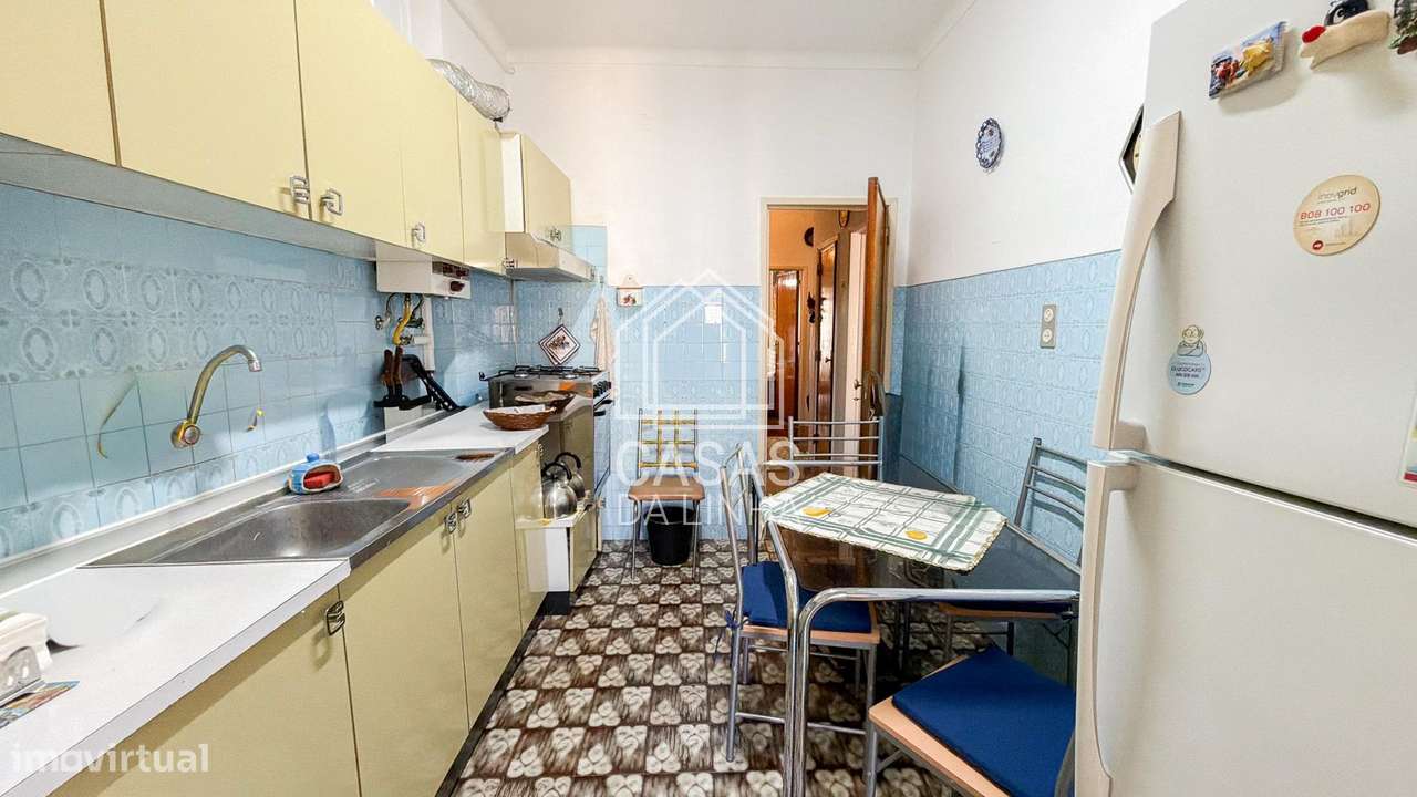 Apartamento T2 no Barreiro-19