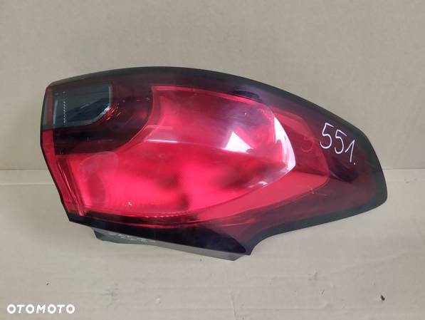 LAMPA LEWA TYŁ TYLNA W BŁOTNIK OPEL ZAFIRA C 13278784 - 2