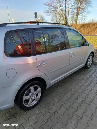 Volkswagen Touran 1.4 TSI Comfortline - 4