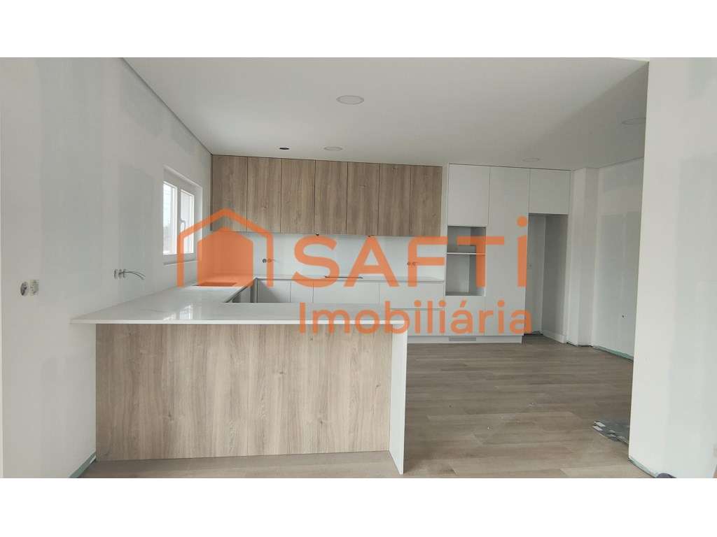 Moradia Térrea Moderna - Grande imagem: 5/24