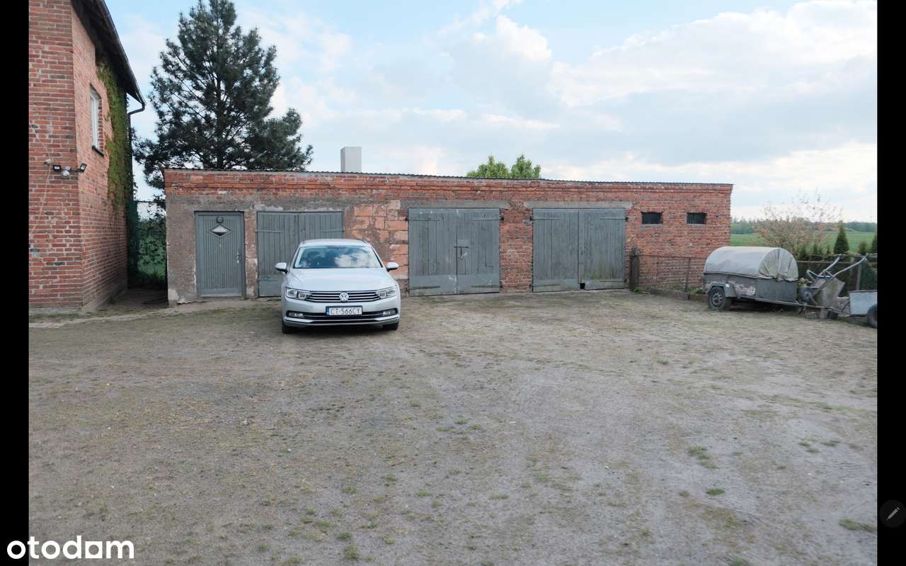 Duży dom 240m2 z garażem i pięknym widokiem na pola – Zawda-7