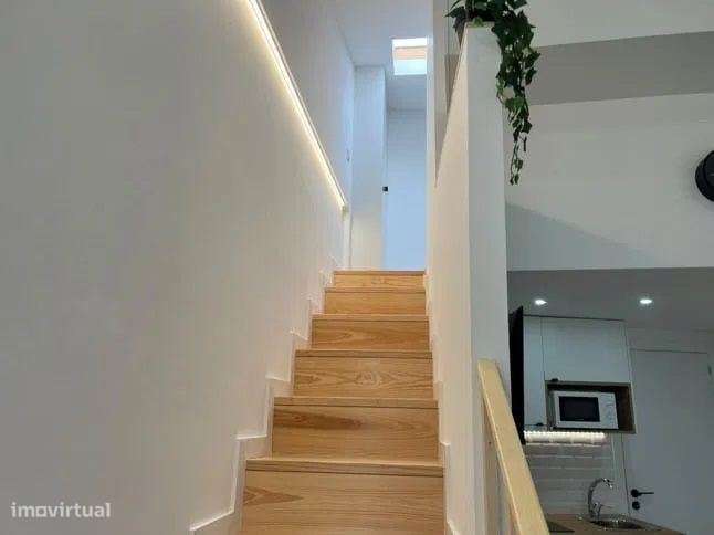 Moradia T1 Mobilada junto ao Mar Shopping- Leça da Palmeira - Grande imagem: 1/9