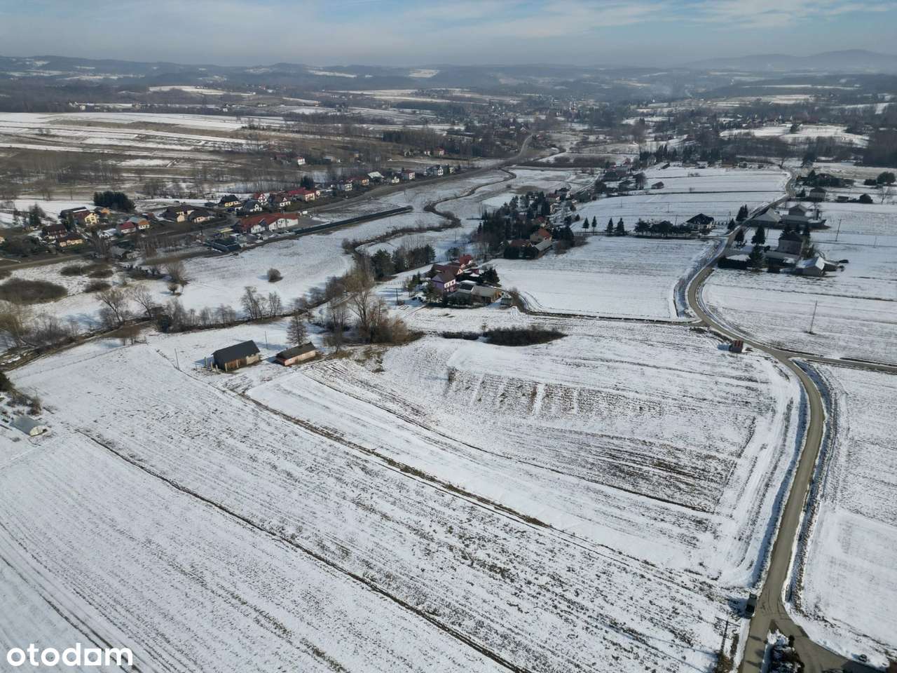 Siedlisko z potencjałem - 2,55 ha z domem, zabudowaniami i potokiem-19
