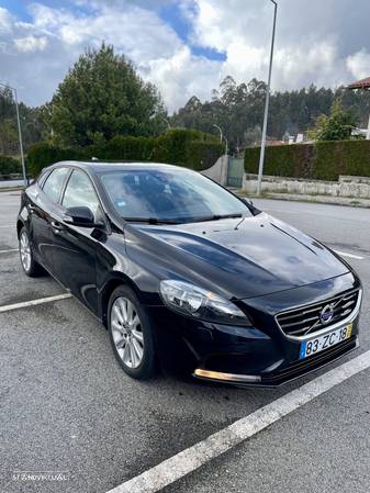 Volvo V40 D2 - 22