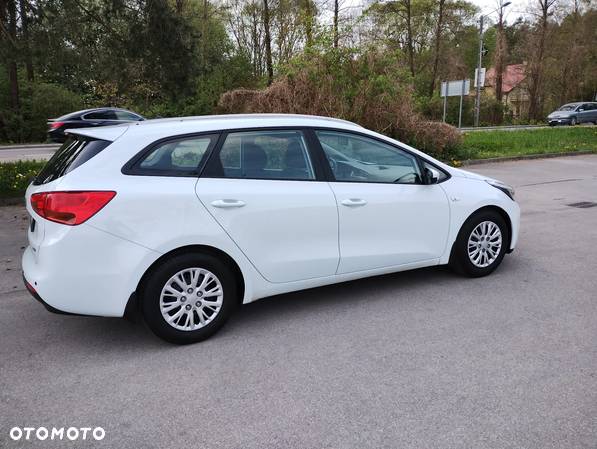 Kia Ceed Cee'd 1.6 CRDi L - 13