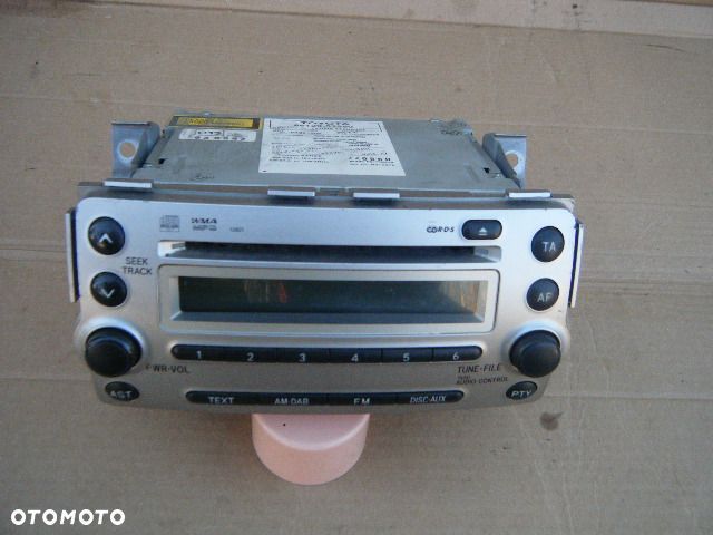 TOYOTA URBAN CRUISER 08-14 1.4 D4-D RADIO FABRYCZNE 86120-52580 - 1