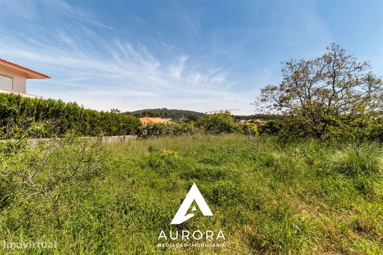 Terreno Urbano  Venda em Nogueira da Regedoura,Santa Maria da Feira - Grande imagem: 3/6