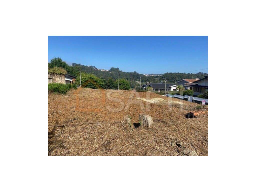 Terreno em Cucujães - Grande imagem: 2/6