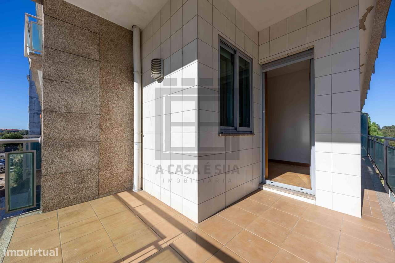 Apartamento T2 na urbanização dos Passionistas, S. M. Feira-9