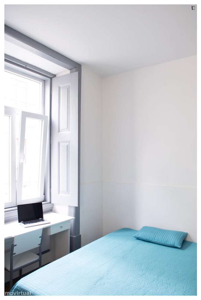 Estúdio - localizado em Montes Claros Coimbra - Grande imagem: 4/9