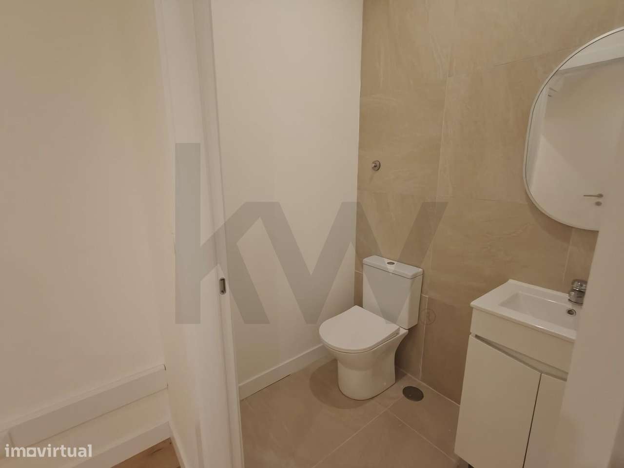 Escritório/Gabinete Remodelado com WC Privativo – Foros de Amora - Grande imagem: 5/10