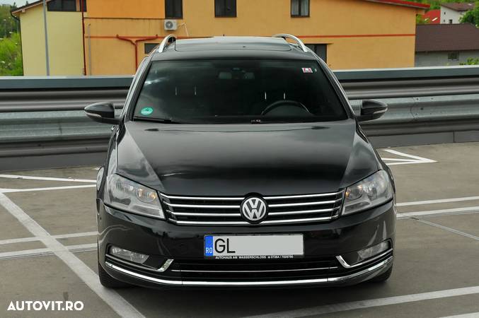 Volkswagen Passat Variant 2.0 Blue TDI DSG SCR Highline - 9