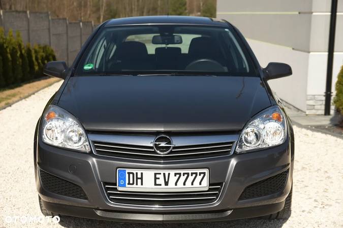 Opel Astra 1.6 Color Edition - 12