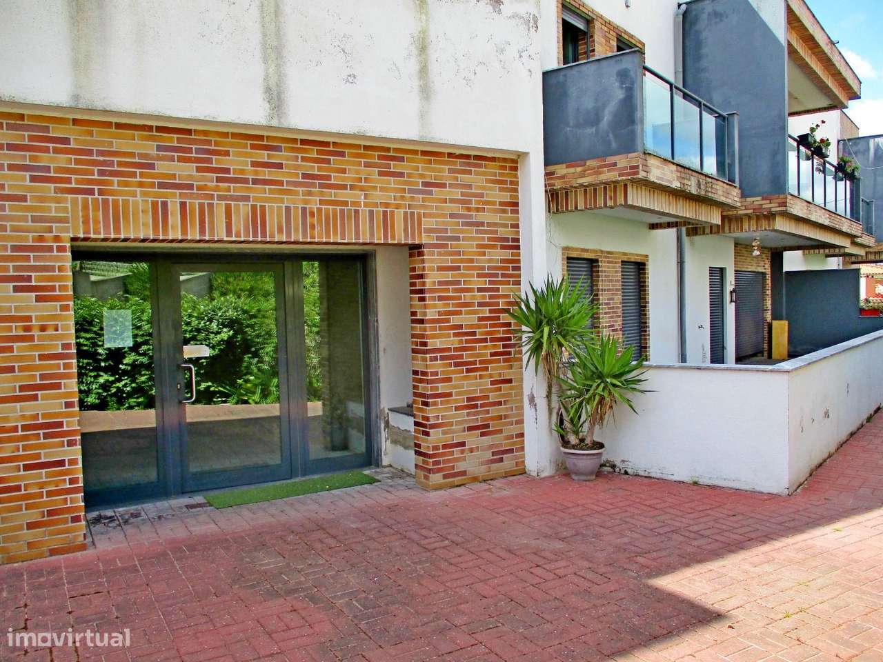 T2 com lugar estacionamento em condomínio fechado - Grande imagem: 3/4