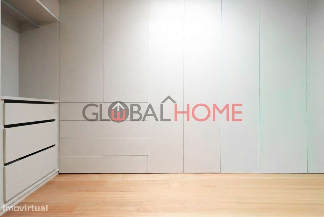 Moradia T5 com piscina na Quinta das Luzes-49